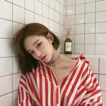 雅莉丝的照片